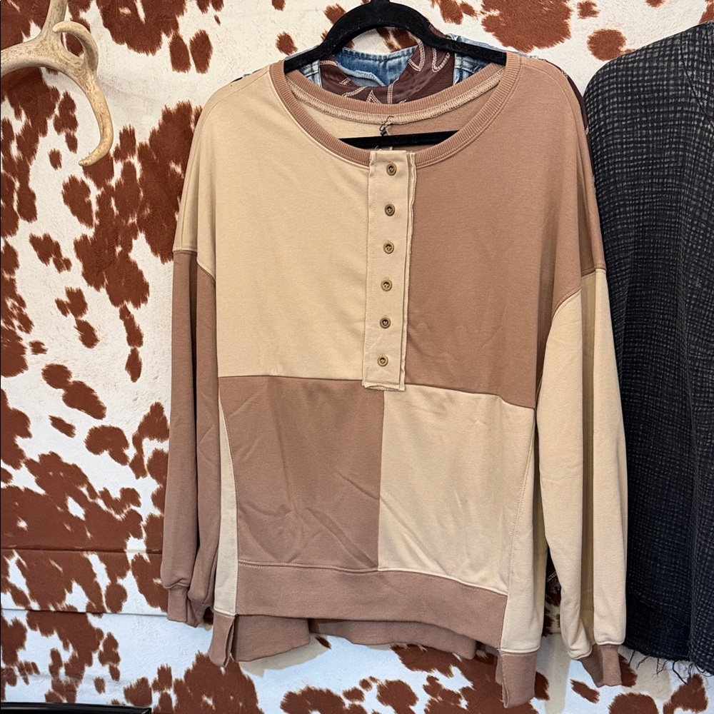 Neutral Colorblock Henley Sweatshirt - Women